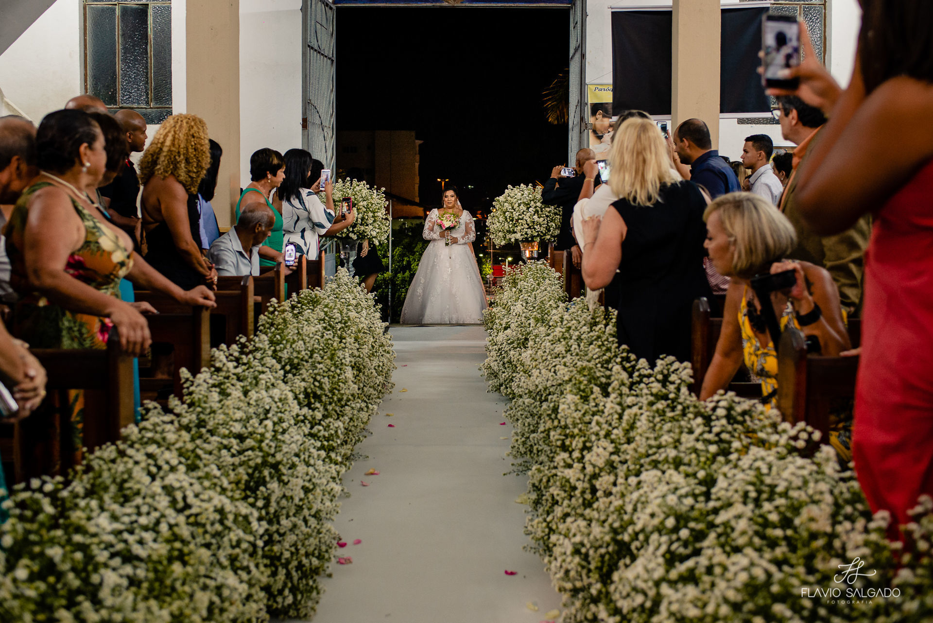 Foto Casamento Luciana e Milton Fest Decore - Bacaxá Foto Casamento Luciana e Milton Fest Decore - Bacaxá - Imagem 17
